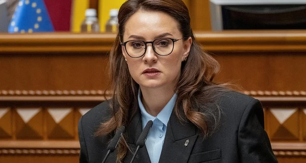 Премьер Юлия Свириденко разрешила парламентариям заезжать автомобилями во двор Кабмина