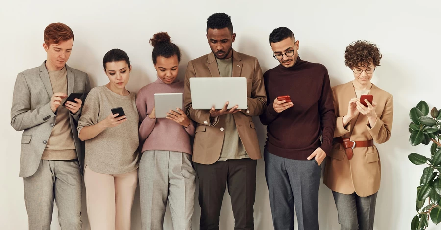 Какие обновленные модели покажет Apple: iPhone 17, AirPods Pro 3, часы и аксессуары