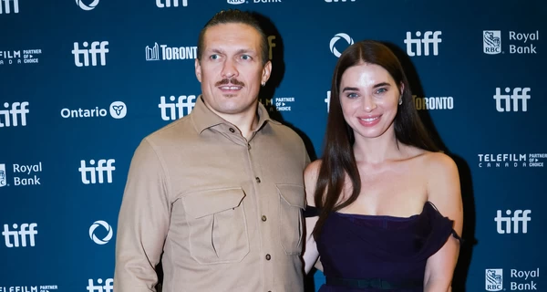 Усик з дружиною відвідав у Торонто премʼєру американського фільму, в якому знявся