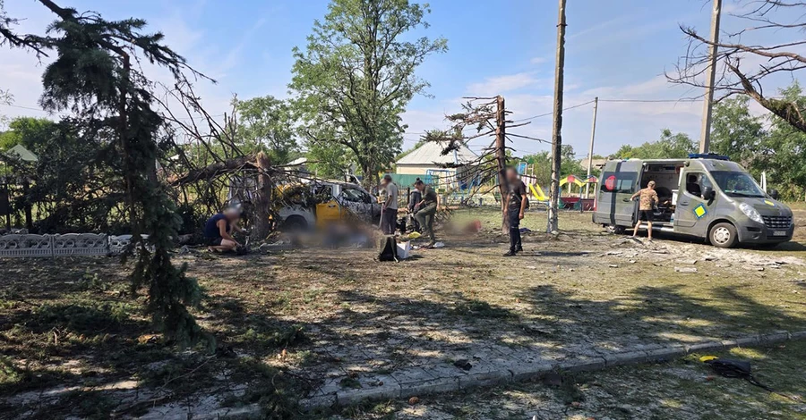 Кількість загиблих від удару по Яровій на Донеччині збільшилась до 24 людей