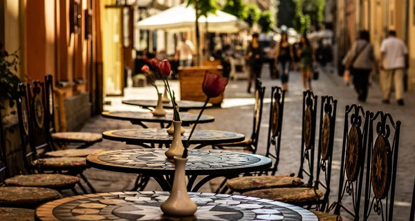 Украинцы стали реже отдыхать в Одессе и чаще в Ивано-Франковской области