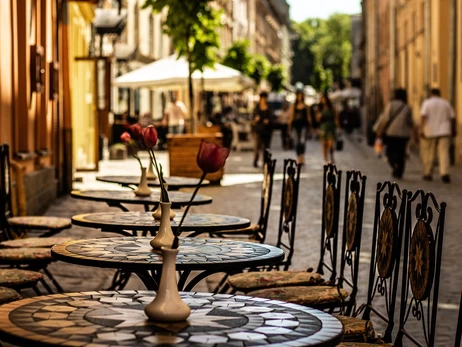 Украинцы стали реже отдыхать в Одессе и чаще в Ивано-Франковской области