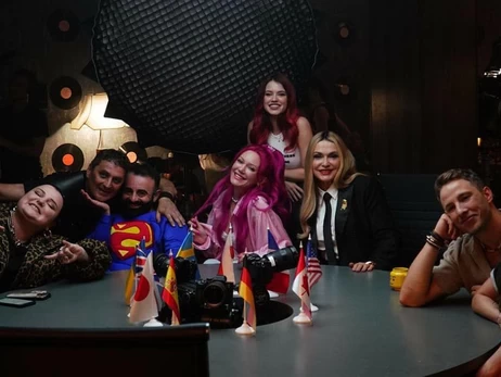 Переосмислення роману Агати Крісті - вийшов трейлер комедії 