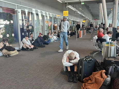 Через атаку російських дронів у Польщі закрили аеропорти Варшави, Жешува та Любліна