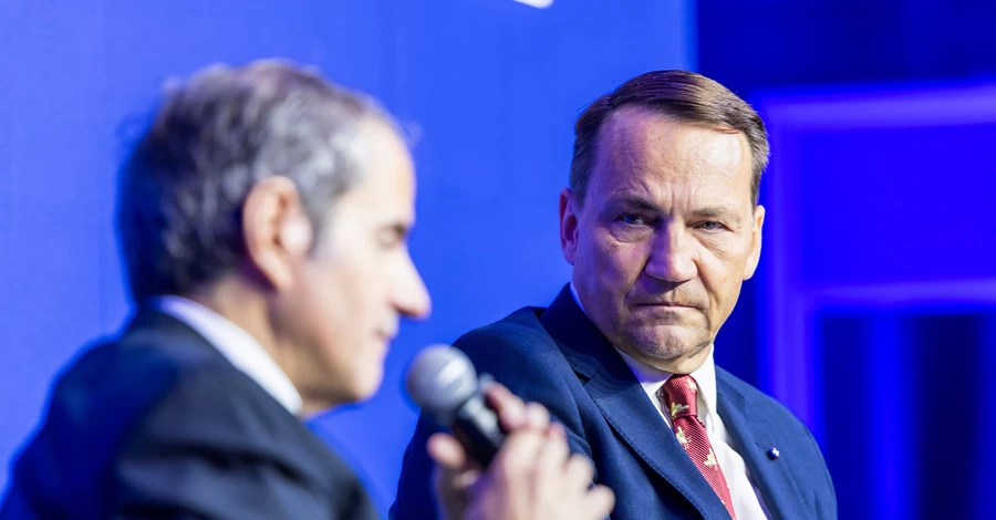 Россия сознательно атаковала Польшу, заявления о непричастности являются ложью, - Сикорский