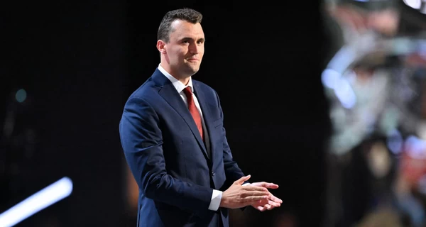 Убийство подкастера Чарли Кирка: что говорил об Украине и почему Трамп им восхищался