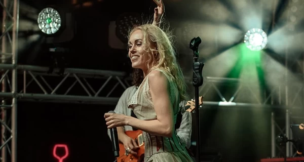 Елена Тополя рассказала, сколько денег тратит в месяц