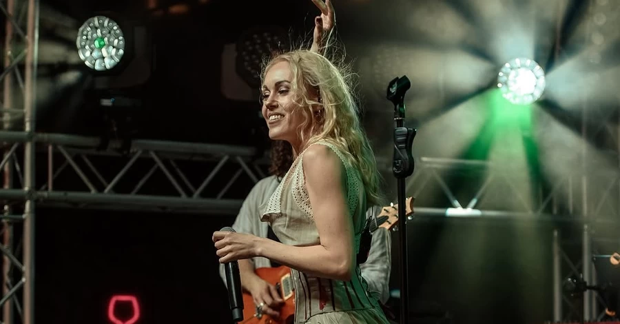 Олена Тополя розповіла, скільки грошей витрачає на місяць