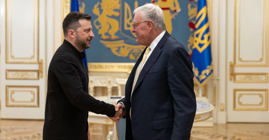 Зеленский на встрече с Келлогом в Киеве упомянул об убийствах Кирка и Заруцкой