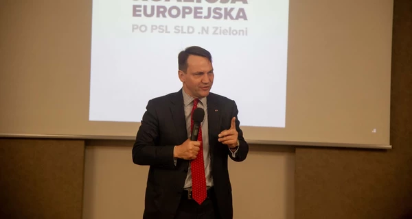 Сикорский ответил Трампу об атаке дронов на Польшу: Нет, это не ошибка