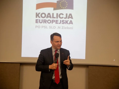 Сікорський відповів Трампу щодо атаки дронів на Польщу: Ні, це не помилка