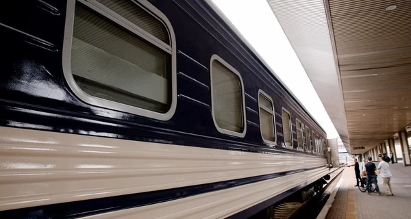 Под Киевом произошло ЧП на железной дороге - трое раненых, поезда меняют маршруты