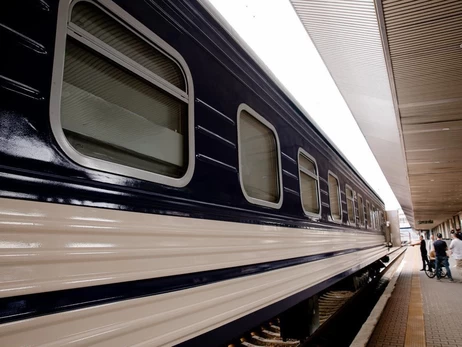 Під Києвом сталася НП на залізниці - троє поранених, поїзди змінюють маршрути