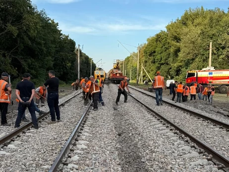 В Киевской области возобновили железнодорожное сообщение после детонации боеприпасов
