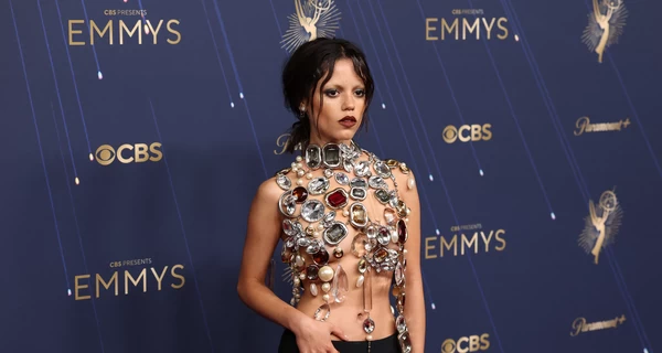 Наряды звезд на 