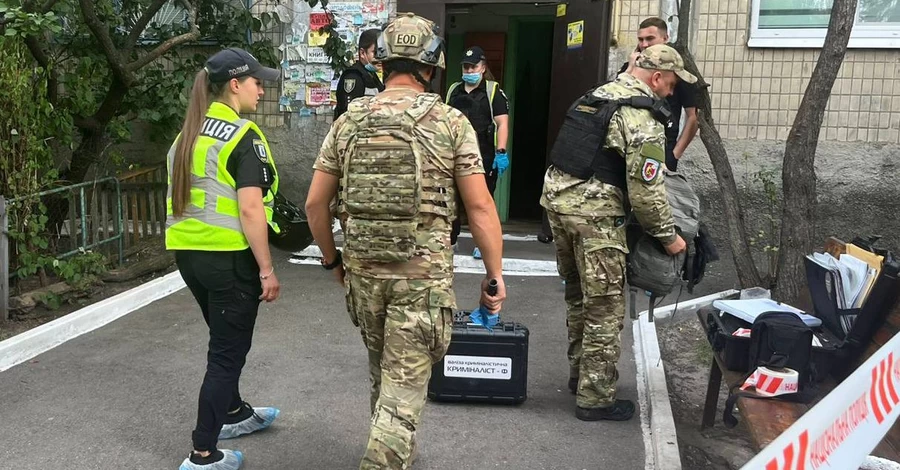У Києві вибухнула граната в квартирі - двоє загиблих, одну людину поранено