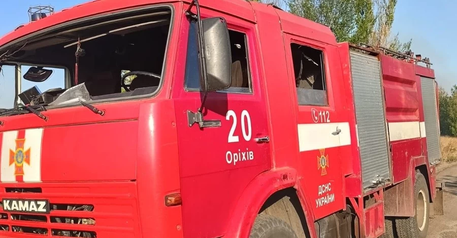 У Запоріжжі війська РФ атакували автомобіль ДСНС, який їхав гасити пожежі