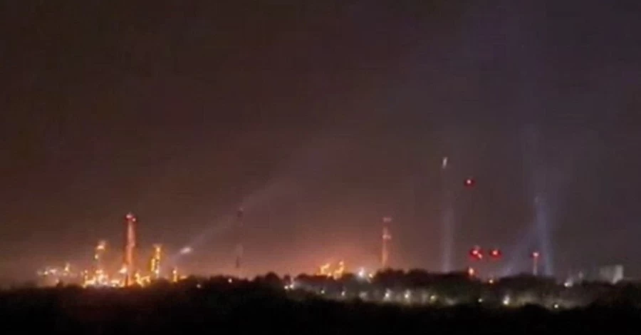 ЗСУ уразили Саратовський НПЗ