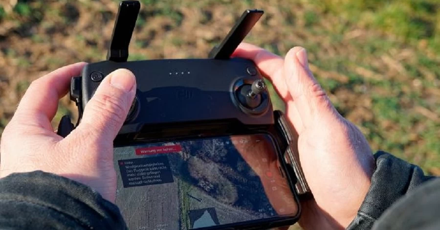 Дроном над урядом Польщі керували українець та білоруска, - спецслужби Польщі