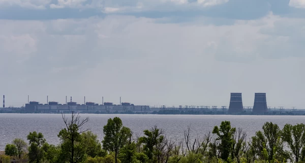 МАГАТЭ сообщило об обстрелах и пожарах вблизи ЗАЭС