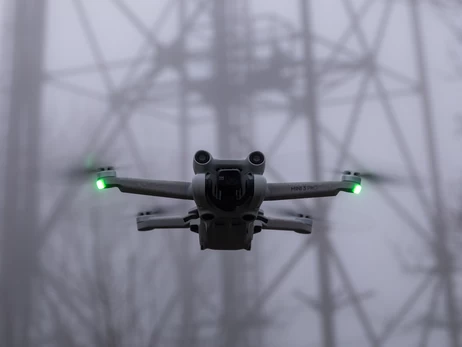 Российский дрон ударил по маршрутке в Запорожской области, ранен мужчина