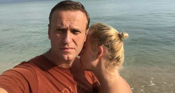 Навальная заявила, что ее мужа отравили и это подтвердили лаборатории двух стран