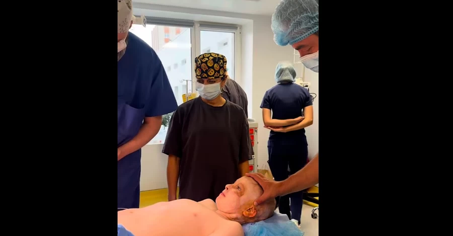 У Львові в 36-й раз прооперували 10-річного хлопчика, який постраждав від ракетного удару по Вінниці