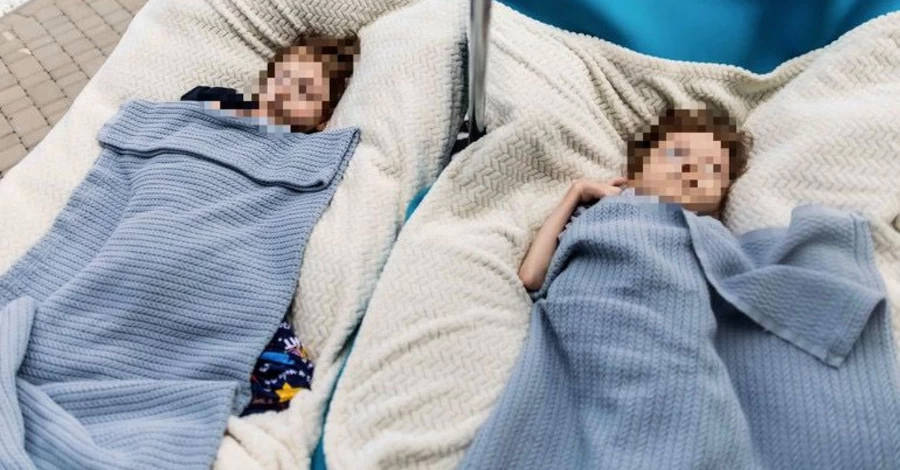 На Донеччині 10-річний хлопчик понад рік самостійно піклувався про 13-річних хворих братів