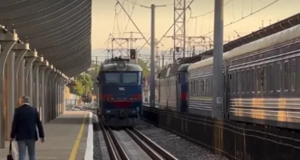 Железнодорожники переправляли уклонистов в Польшу – прятали их в локомотивах