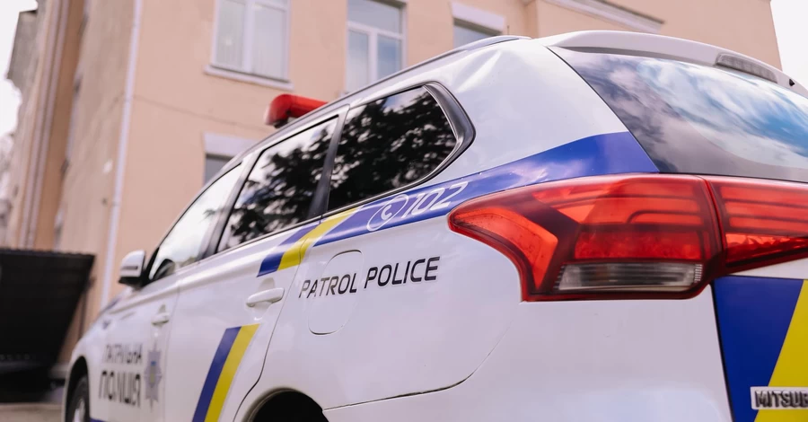 Полиция Чернигова нашла школьниц, которые танцевали под российскую песню на Аллее Героев