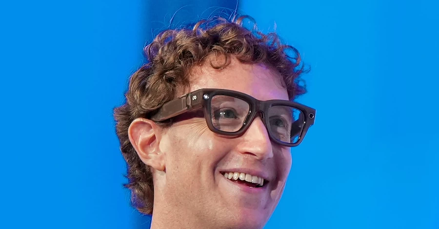 Цукерберг представил новые умные очки, но дважды оконфузился на презентации