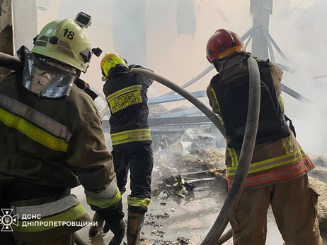 Россия атаковала ракетой склад супермаркета АТБ в Днепре