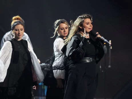 Солистка KAZKA призналась, примет ли группа участие в Нацотборе на 