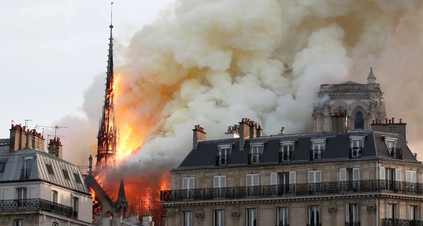 Башни Нотр-Дам-де-Пари с субботы снова открывают для посетителей