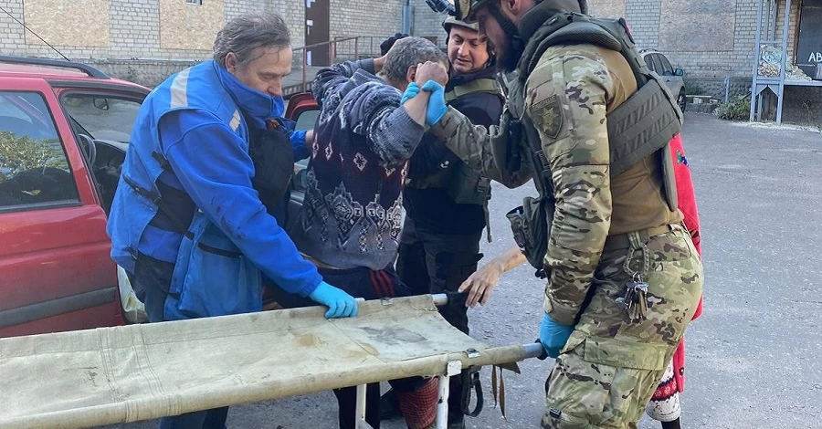 Росіяни вдарили по Костянтинівці з артилерії та атакували FPV-дроном - є загиблий та травмовані