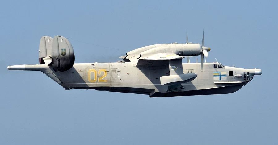 Впервые в истории в Крыму поражены два самолета-амфибии Бе-12