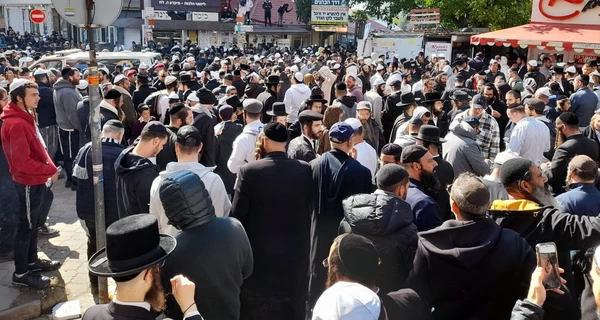 В Умань уже прибыли более 35 тысяч хасидов