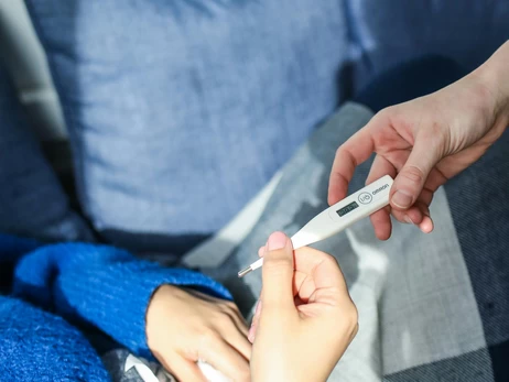 Грипп, ковид и новые штаммы: чего ждать от сезона 2025-2026 и как к нему подготовиться