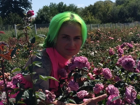 Розарий в память о муже: как цветы спасли многодетную мать от депрессии и привели к мечте