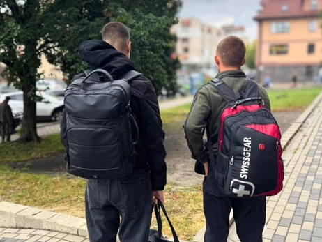 Из оккупации спасли двух украинских подростков, которые получили повестки в армию РФ