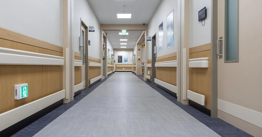 После двух недель в больнице скончалась 24-летняя роженица, получившая ожоги во время обстрела Киева