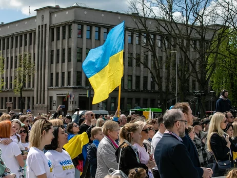 Литва продлила временную защиту для украинцев до марта 2027 года