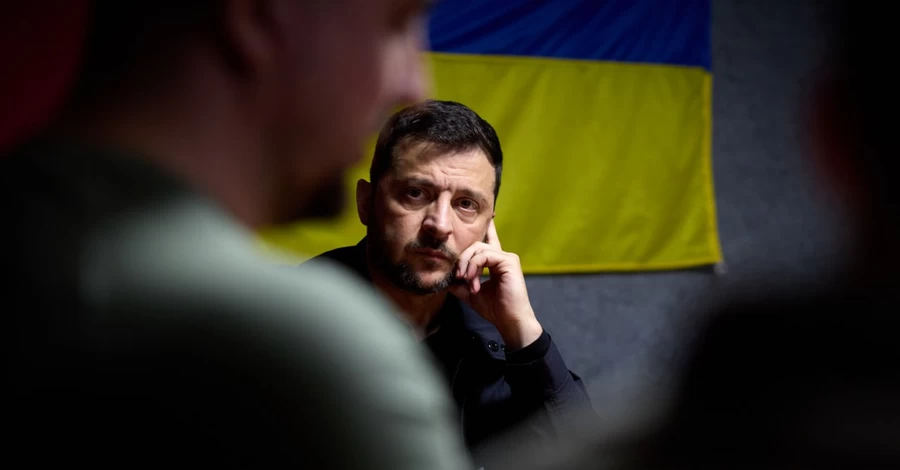 Зеленський порадив Кремлю закінчити війну або шукати бомбосховища