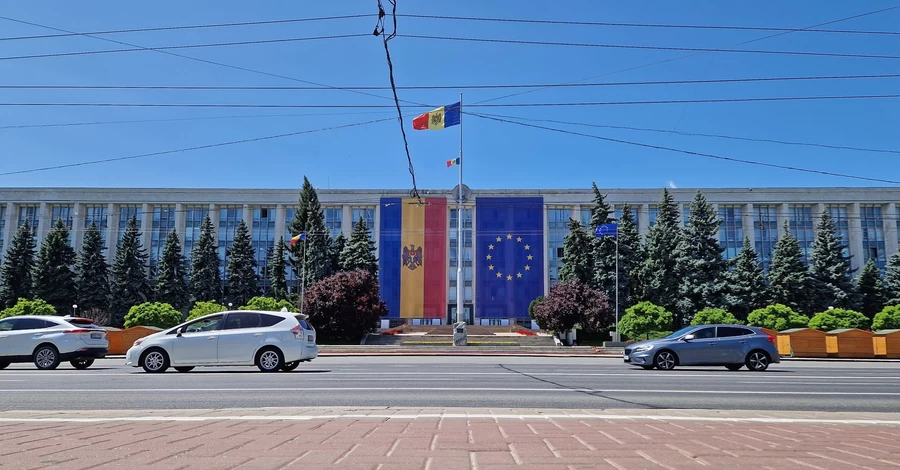 Противостояние между Россией и Европой: все, что нужно знать о выборах в Молдове