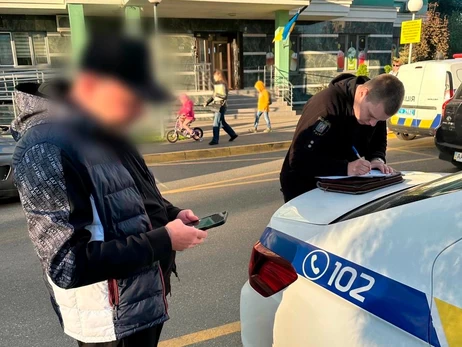 Полицейские Киева нашли мужчину, который бил свою собаку – ему грозит штраф