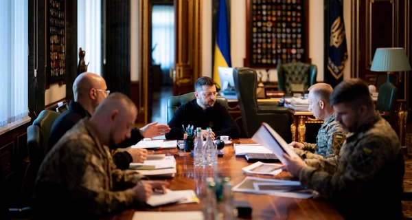 Разведывательные дроны Венгрии нарушили воздушное пространство Украины - Зеленский поручил расследовать