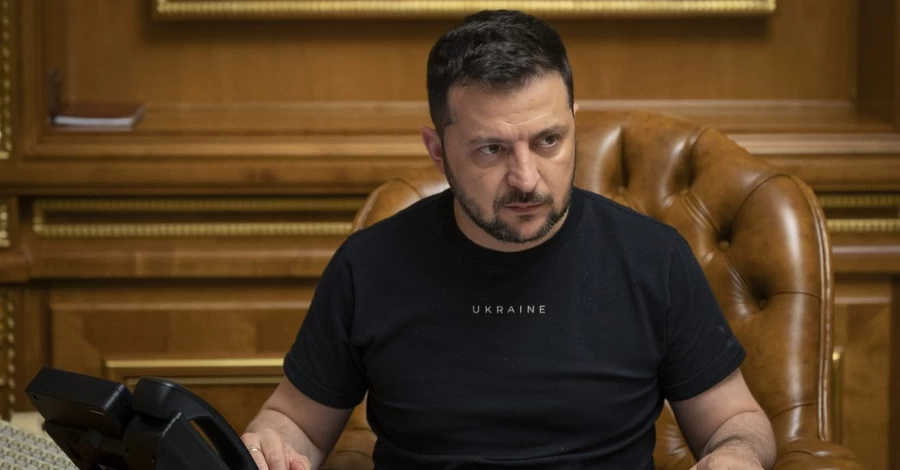 Зеленський попередив Угорщину про наслідки після провокації з розвіддроном 