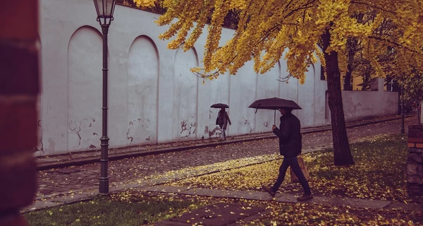 В Украину 29 сентября войдет атмосферный фронт, который принесет дожди