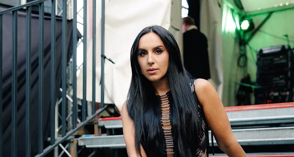 Джамала жестко упала со сцены и рассказала о своем самочувствии