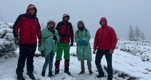 На Говерле спасли женщину и 15-летнего подростка, попавших в 